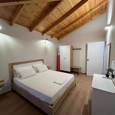 Amazing Familiar Apartments And Rooms ساراندا المظهر الخارجي الصورة