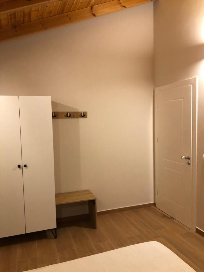 Amazing Familiar Apartments And Rooms ساراندا المظهر الخارجي الصورة