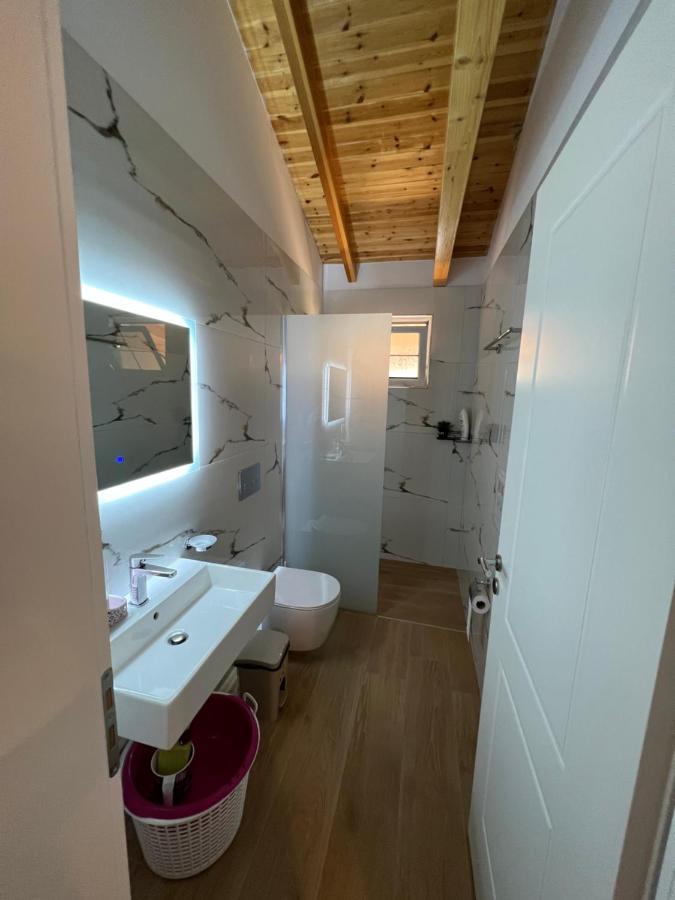 Amazing Familiar Apartments And Rooms ساراندا المظهر الخارجي الصورة
