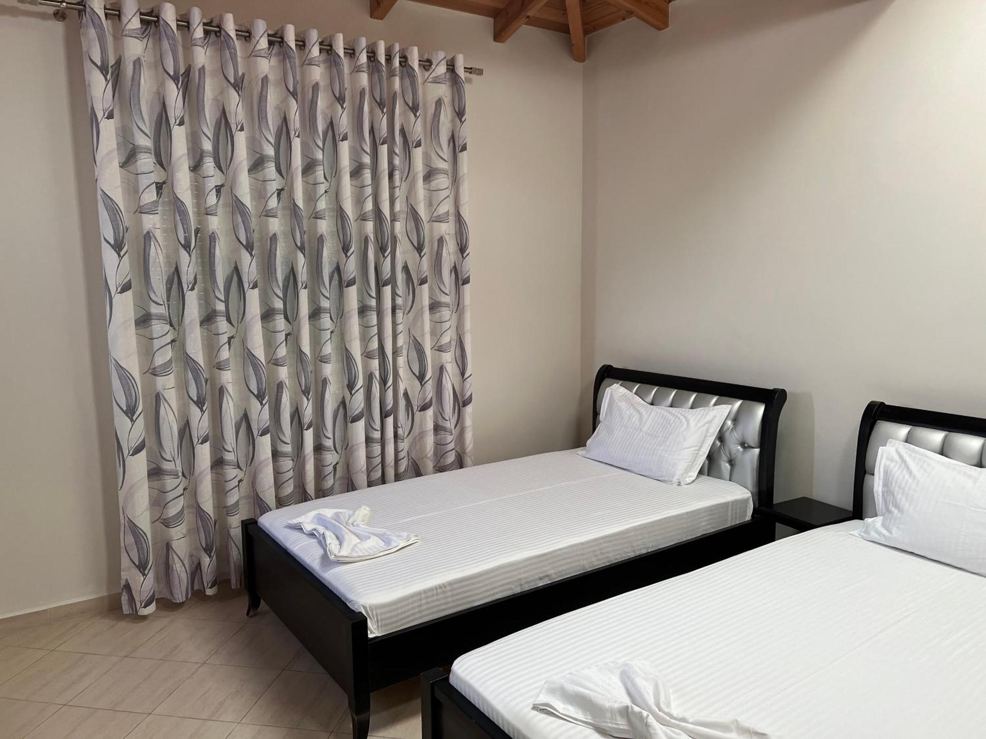 Amazing Familiar Apartments And Rooms ساراندا المظهر الخارجي الصورة