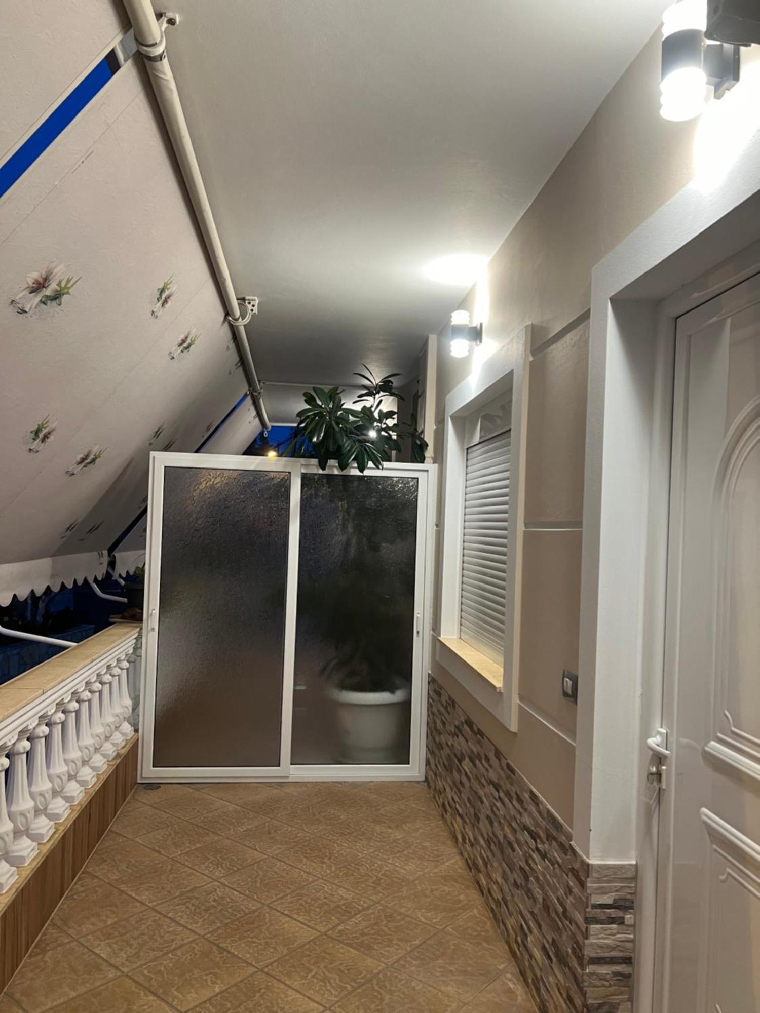 Amazing Familiar Apartments And Rooms ساراندا المظهر الخارجي الصورة