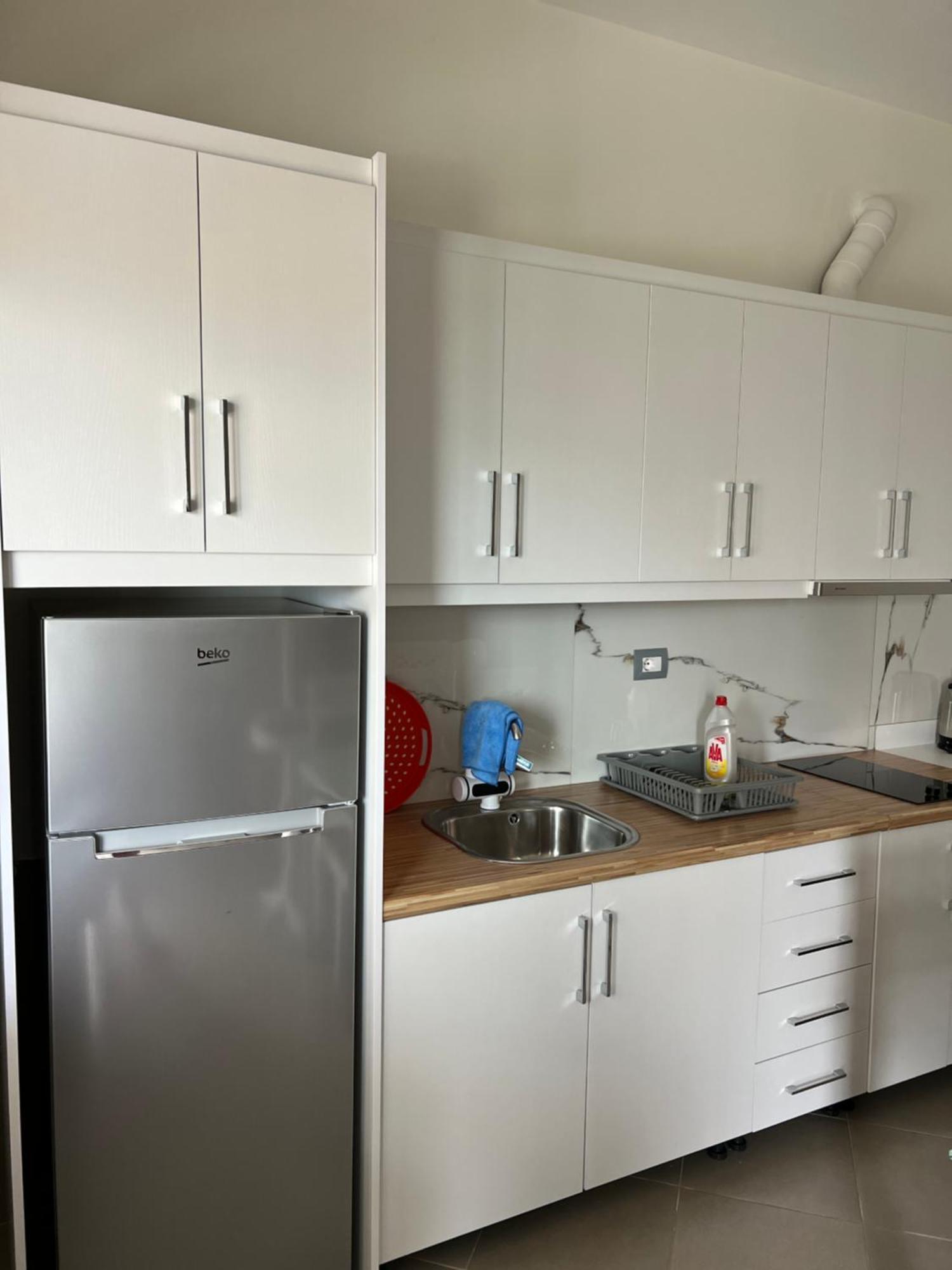 Amazing Familiar Apartments And Rooms ساراندا المظهر الخارجي الصورة